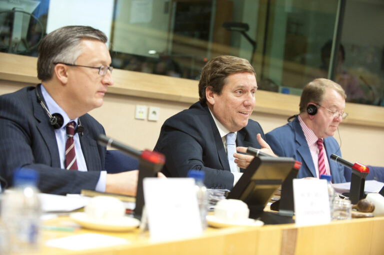 Gabriel Mato destaca el impulso del Parlamento Europeo a una reforma de la Política Pesquera Común que propicie un marco comercial seguro para productores y consumidores