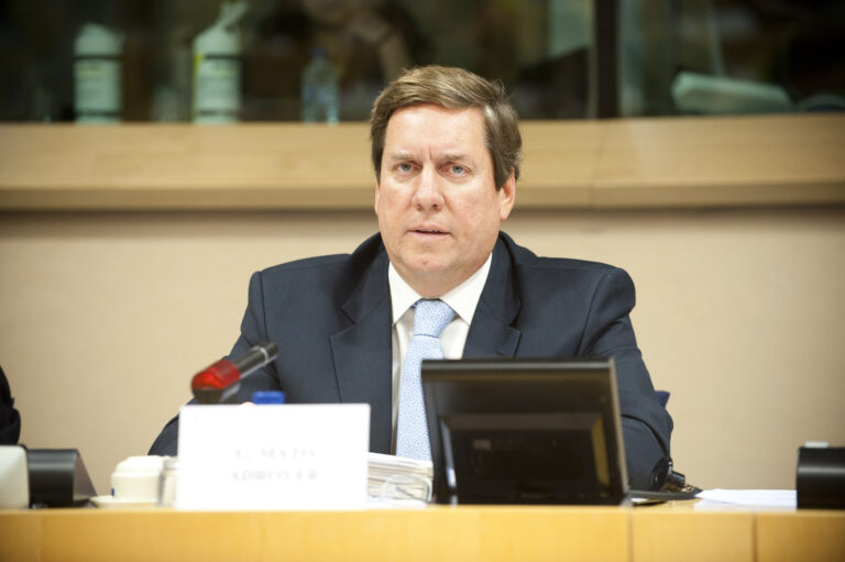 Mato reprocha a la Comisión y el Consejo que eluda la participación del Parlamento Europeo en las decisiones en materia de pesca