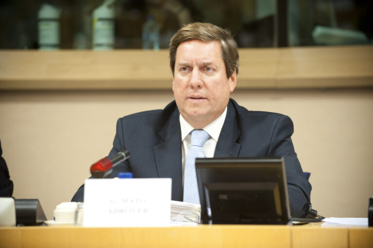 Gabriel Mato presenta en el Parlamento Europeo un proyecto de recomendación para reclamar el rechazo del actual acuerdo de pesca UE-Mauritania