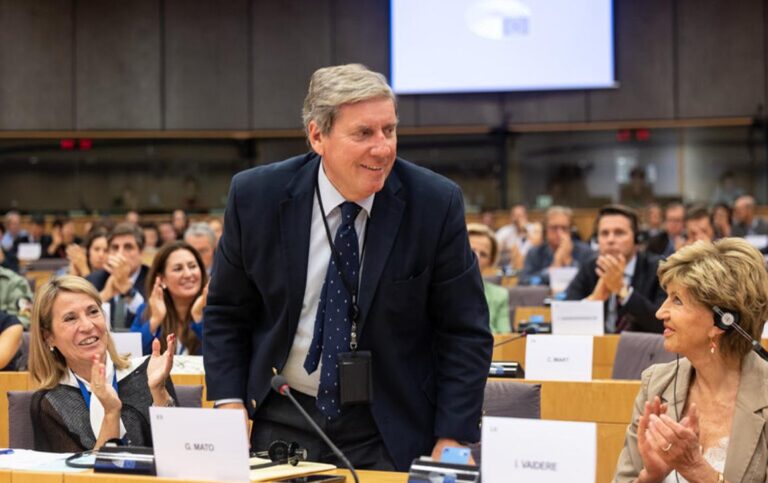 Gabriel Mato subraya que la celebración de la Asamblea EuroLat en Canarias sitúa a las islas en el centro del diálogo entre Europa y América Latina
